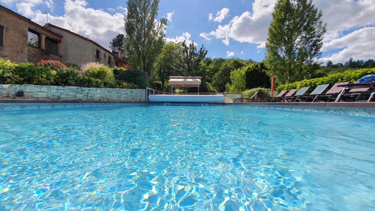 Domaine Du Cardou Hotel Puy-lʼÉvêque Bagian luar foto