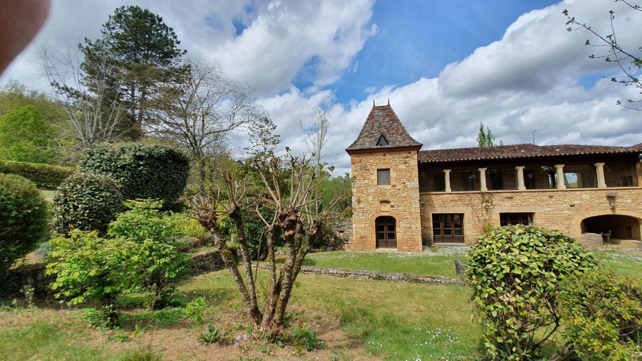 Domaine Du Cardou Hotel Puy-lʼÉvêque Bagian luar foto