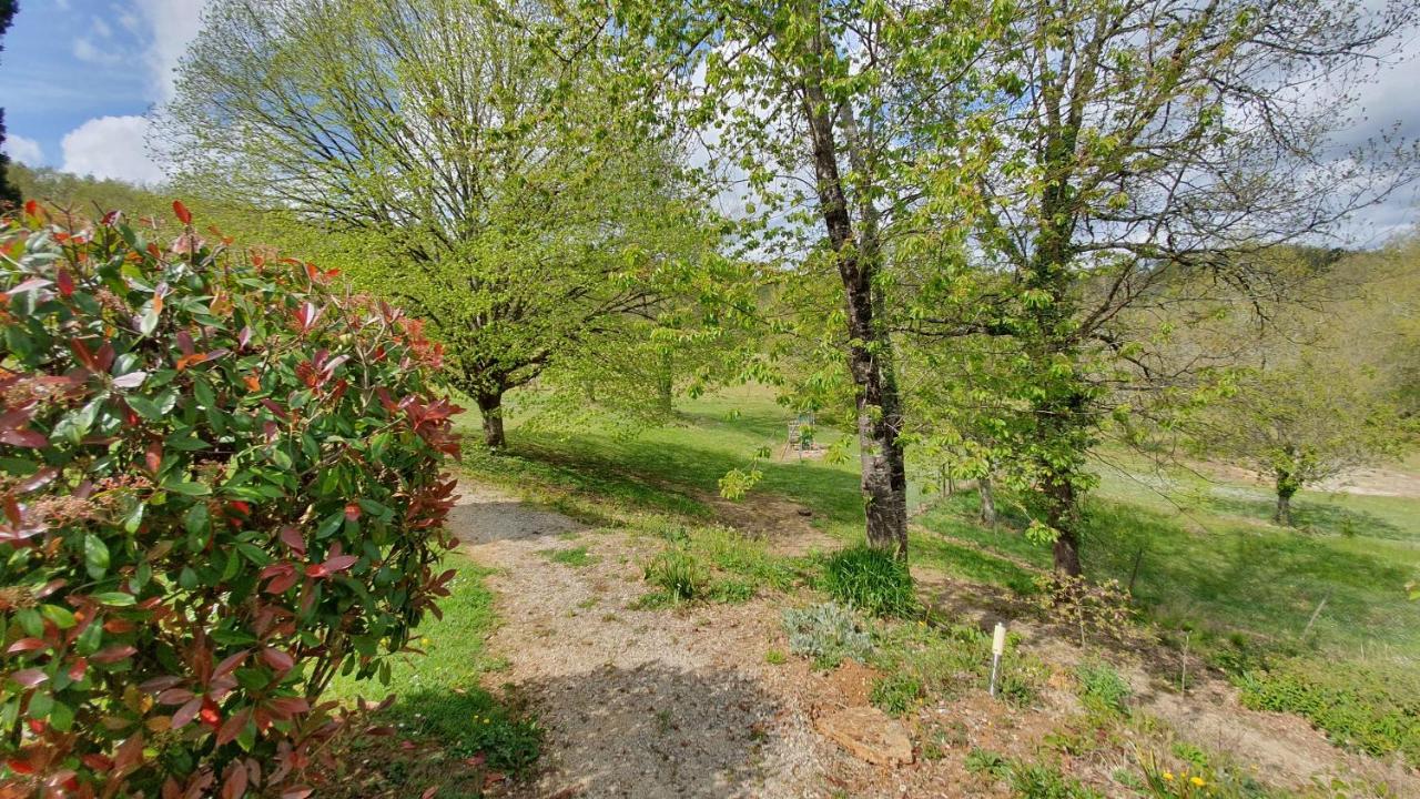 Domaine Du Cardou Hotel Puy-lʼÉvêque Bagian luar foto