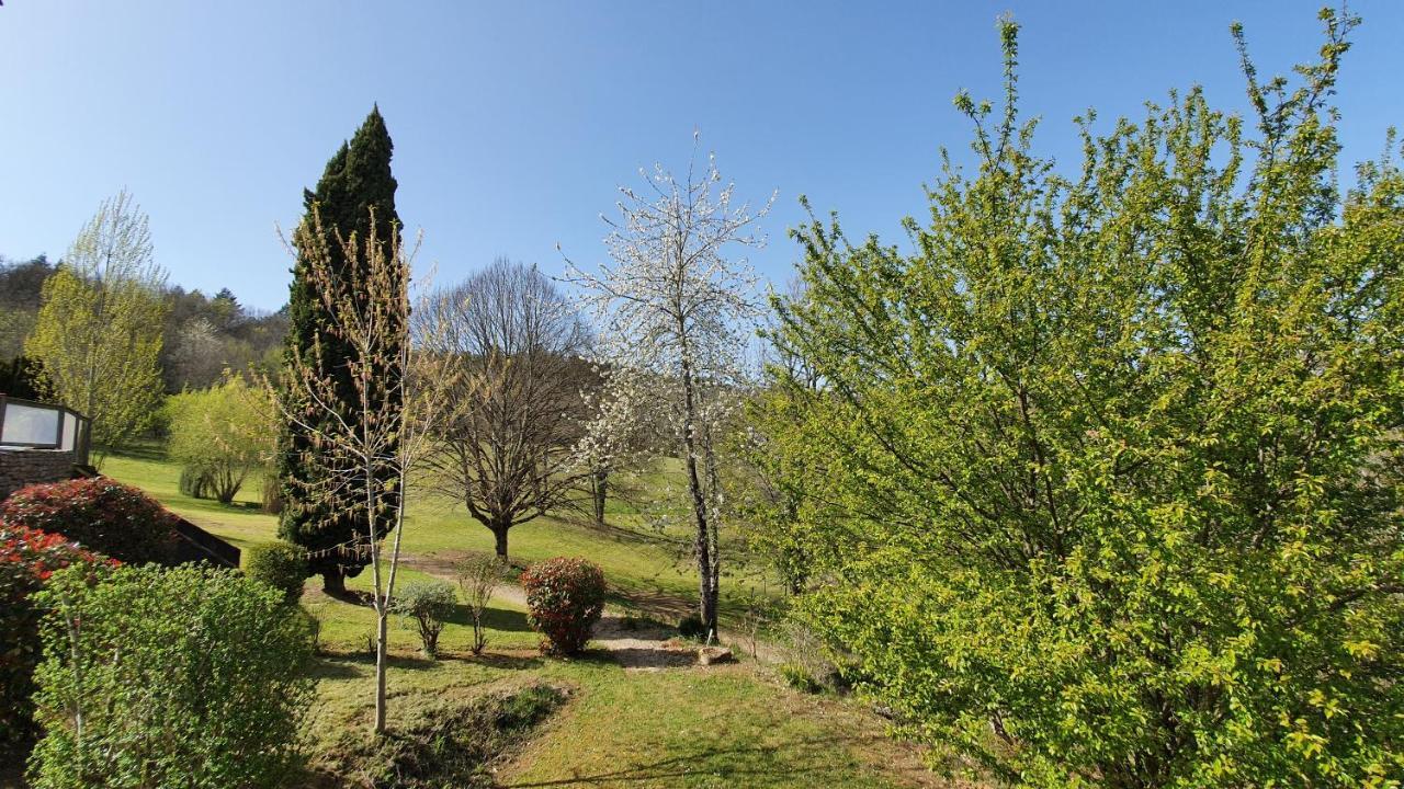 Domaine Du Cardou Hotel Puy-lʼÉvêque Bagian luar foto