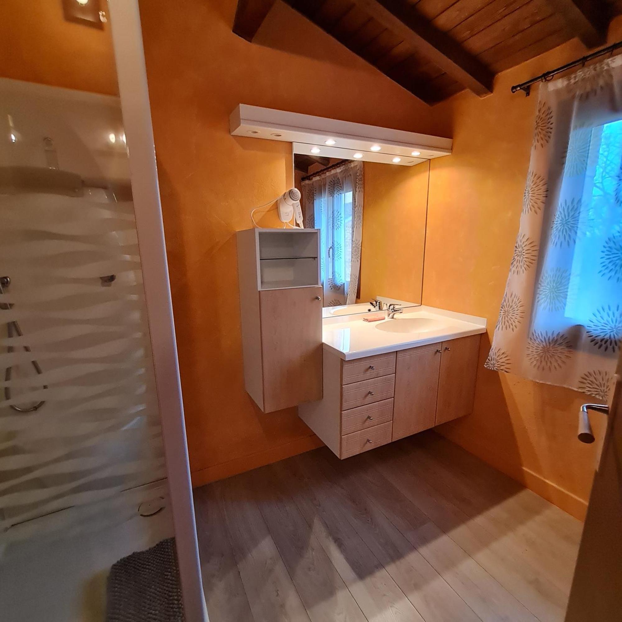 Domaine Du Cardou Hotel Puy-lʼÉvêque Bagian luar foto