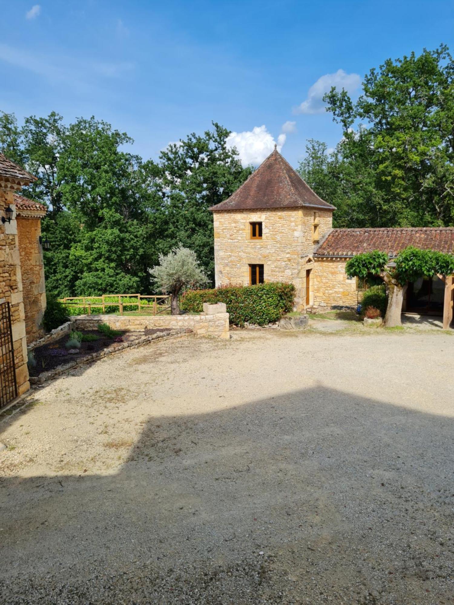 Domaine Du Cardou Hotel Puy-lʼÉvêque Bagian luar foto