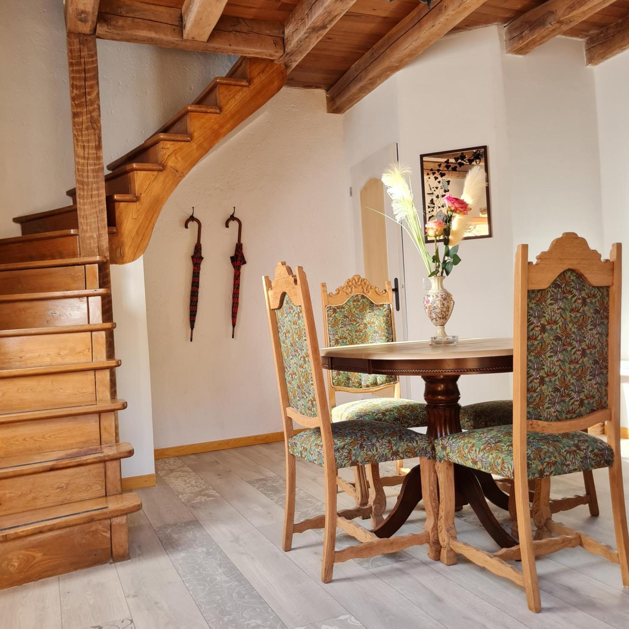 Domaine Du Cardou Hotel Puy-lʼÉvêque Ruang foto